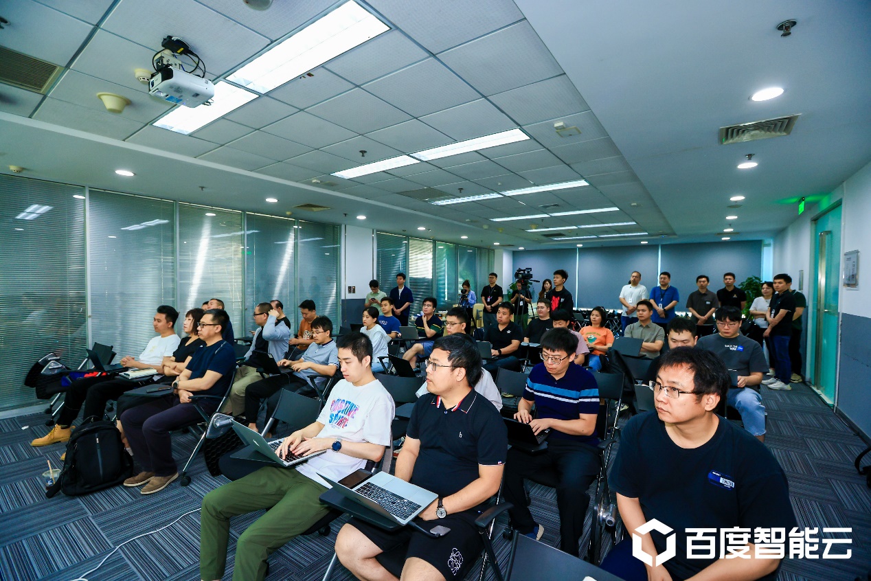 PG电子·模拟器(试玩游戏)官方网站